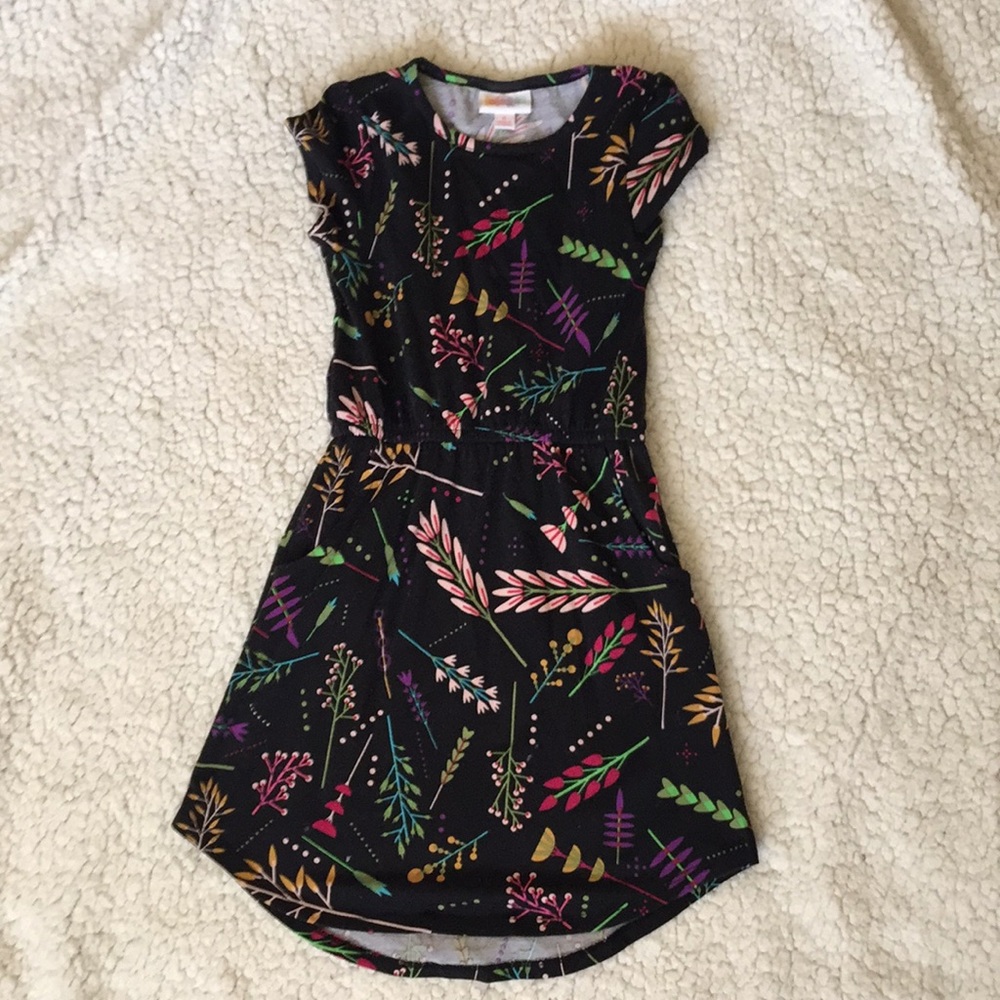 Floral dress with pockets